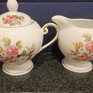 I. Godinger & Co Harmony Rose Sugar Bowl& Creamer Set